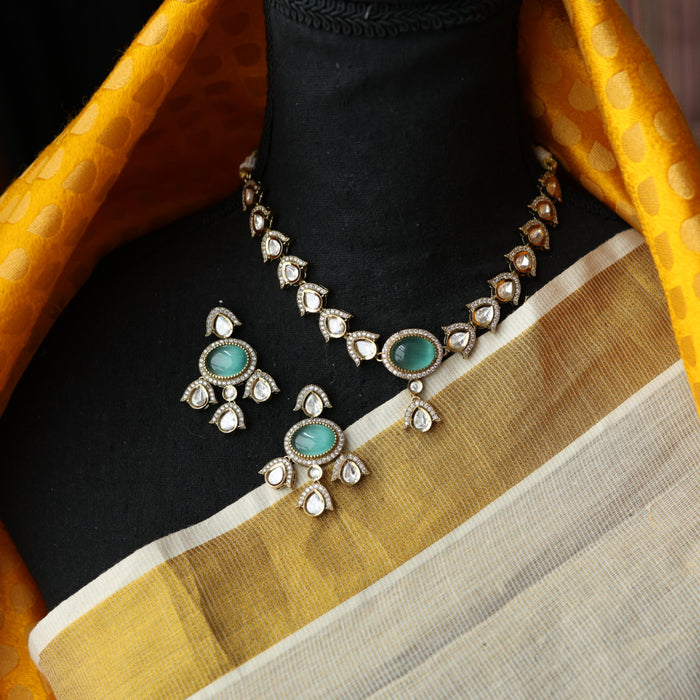 Trendy mint stone short necklace and earrings TM302