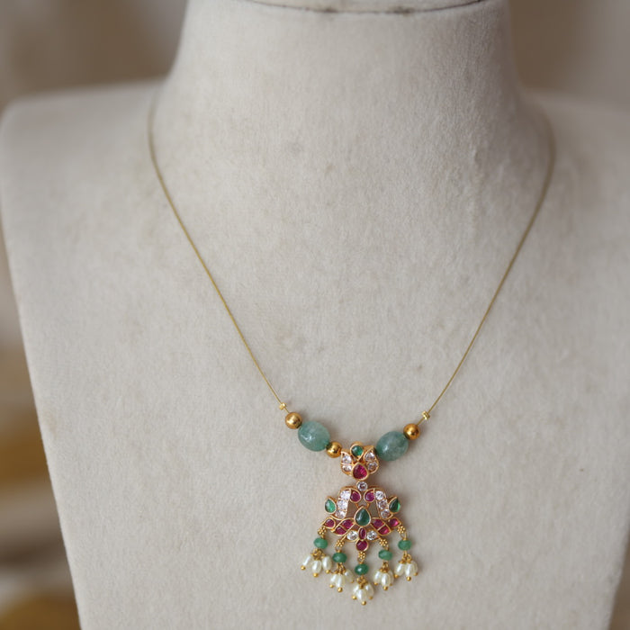 Antique green bead ruby stone invisible short necklace IN908919
