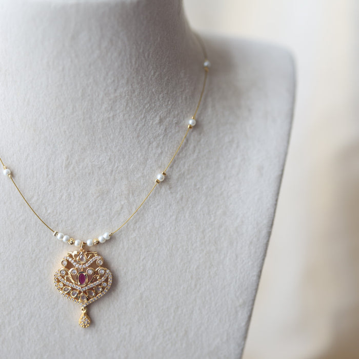 Heritage invisible short necklace IN302