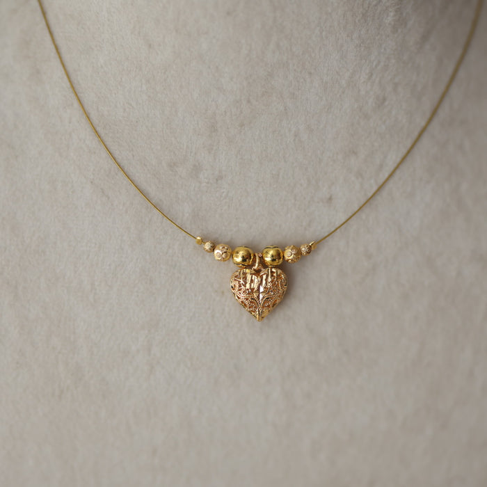 Heritage gold plated invisible short necklace IN978