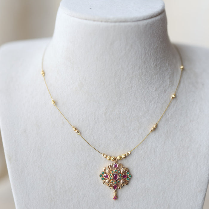 Heritage invisible short necklace IN306