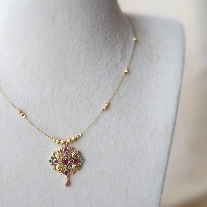 Heritage invisible short necklace IN306