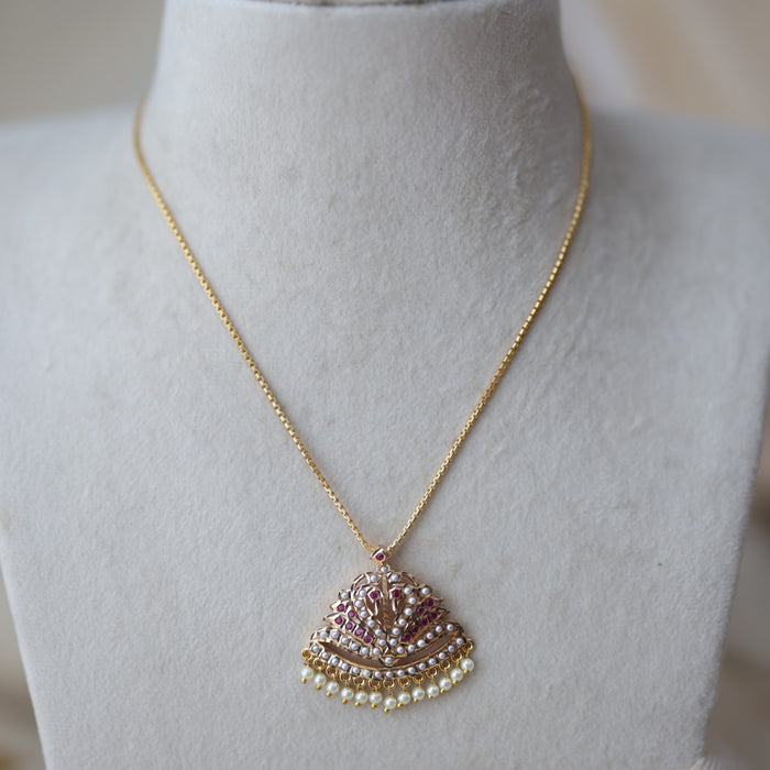 Heritage gold plated pendant chain HC2078