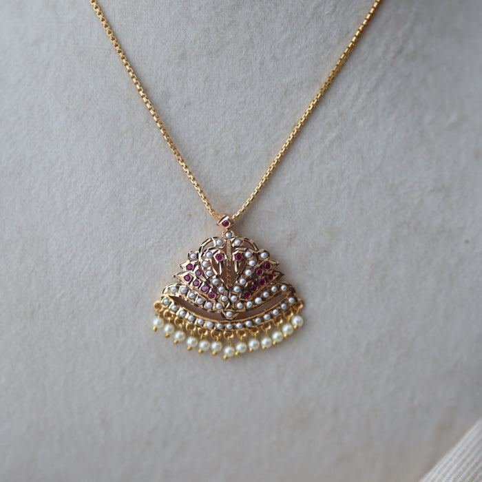 Heritage gold plated pendant chain HC2078
