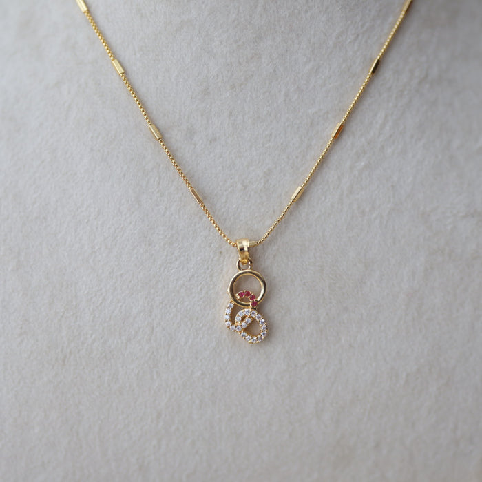 Heritage gold plated pendant chain HC122