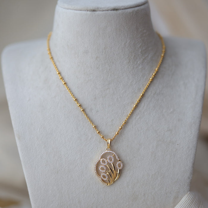 Heritage gold plated pendant chain HC1882