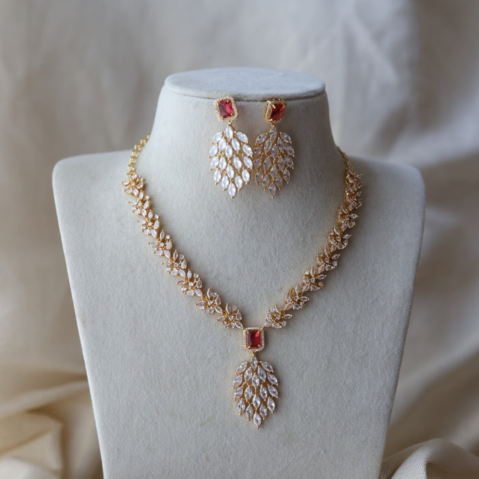 Heritage gold plated ruby white stone short necklace with earrings HW3311