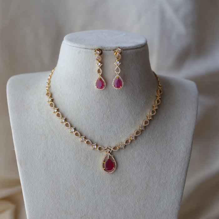 Heritage gold plated ruby white stone short necklace with earrings HRW1823