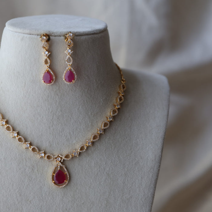 Heritage gold plated ruby white stone short necklace with earrings HRW1823