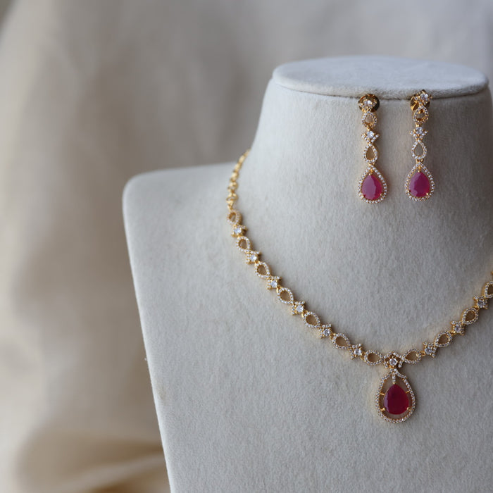 Heritage gold plated ruby white stone short necklace with earrings HRW1823