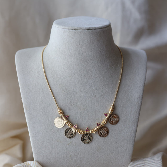 Heritage gold plated coin short necklace H8996