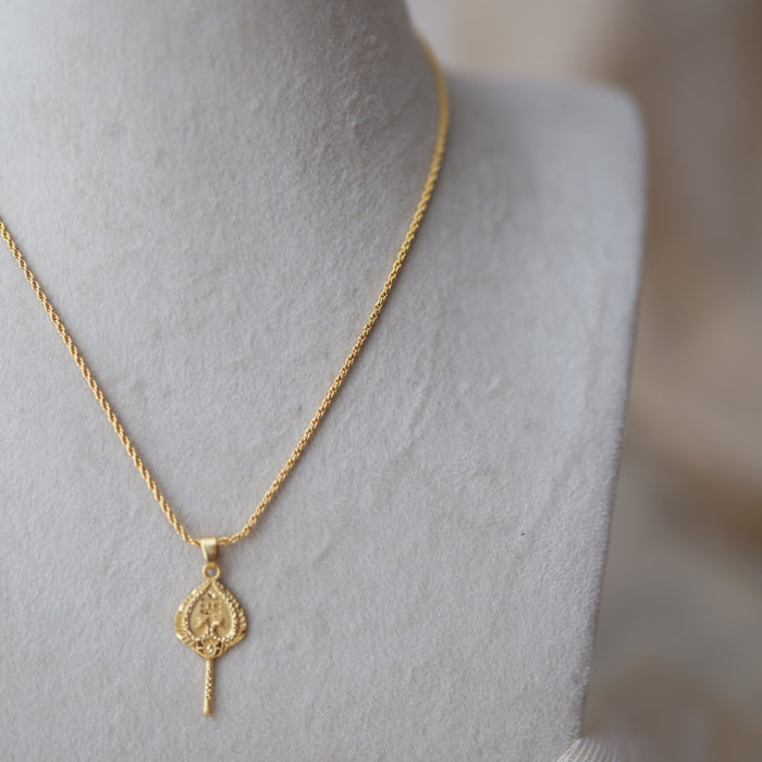 Heritage gold plated OM pendant chain HC679