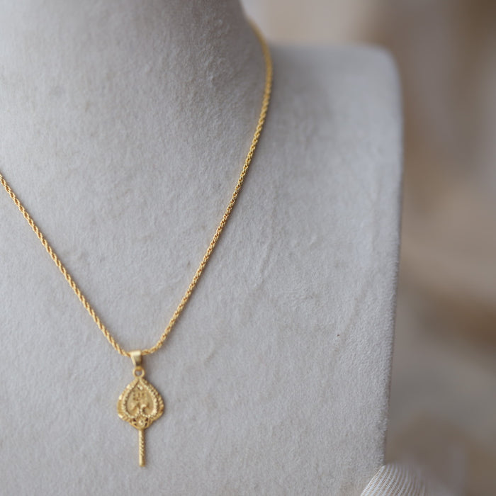 Heritage gold plated OM pendant chain HC679