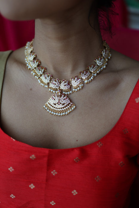 Heritage gold plated ruby white necklace H86267