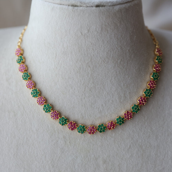 Heritage gold plated ruby green stone short necklace H6282