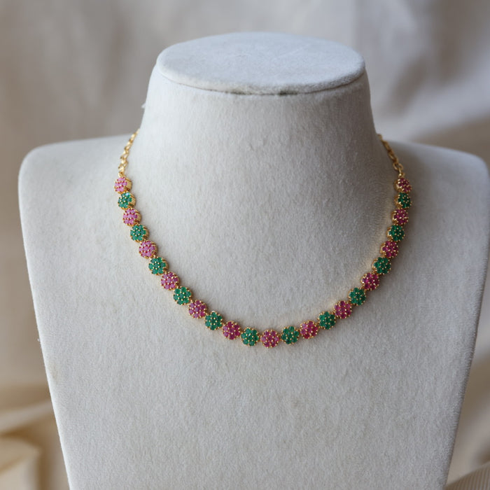 Heritage gold plated ruby green stone short necklace H6282