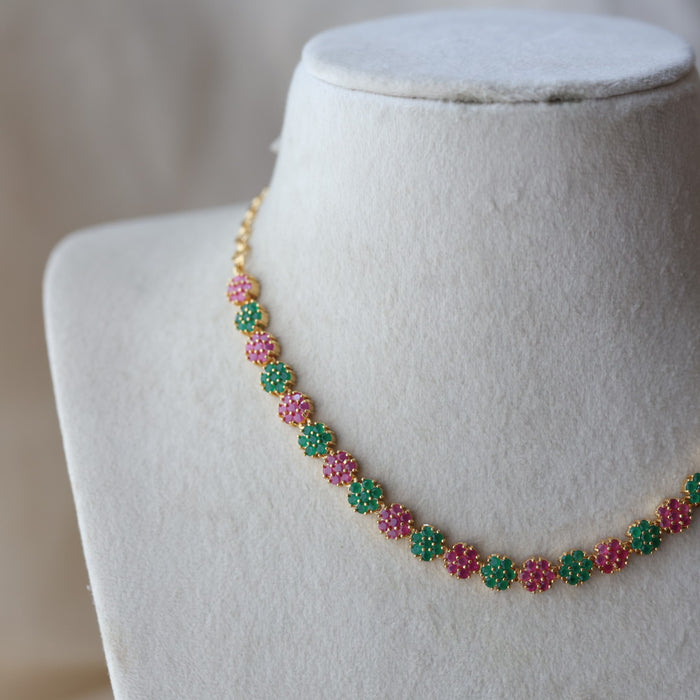 Heritage gold plated ruby green stone short necklace H6282