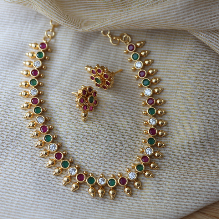 Heritage gold plated ruby green stone short necklace with earrings H781233