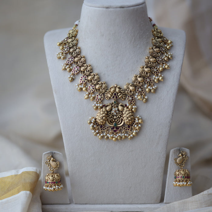 Antique short necklace with jumka earrings S1B17893