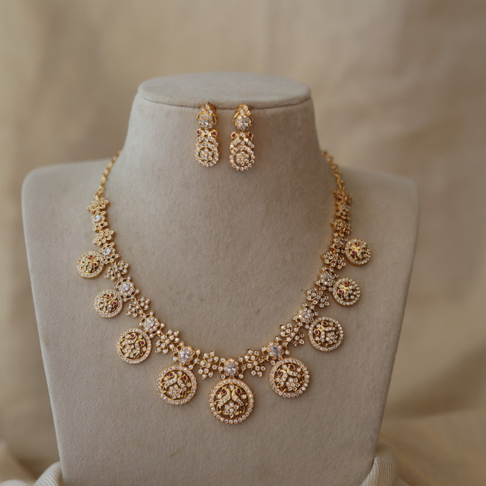 Heritage gold plated white stone coin design short necklace with earrings H7199
