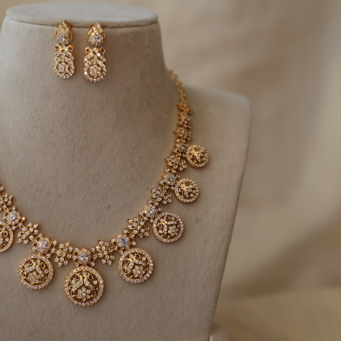 Heritage gold plated white stone coin design short necklace with earrings H7199