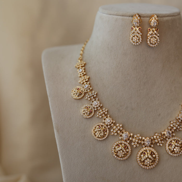 Heritage gold plated white stone coin design short necklace with earrings H7199