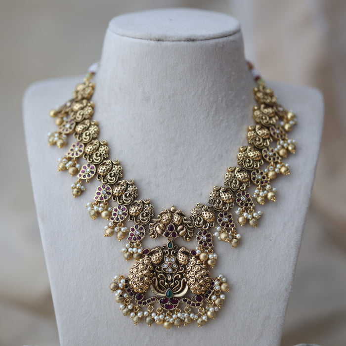 Antique short necklace with jumka earrings S1B17893