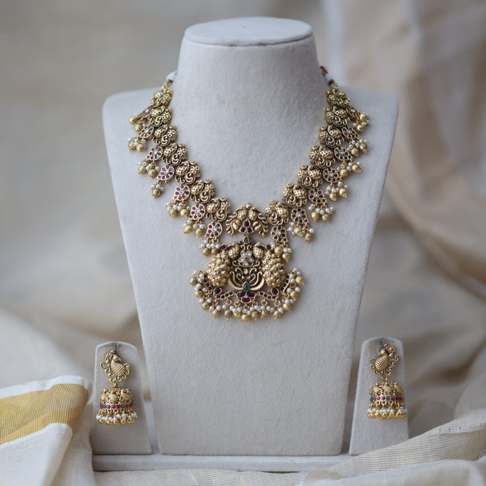 Antique short necklace with jumka earrings S1B17893