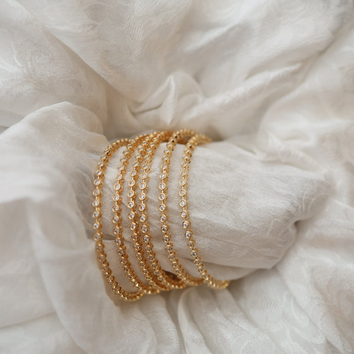 Antique bangle - open type- one size  5670