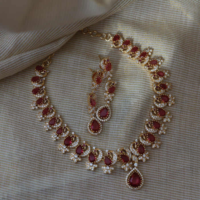Heritage gold plated ruby white stone short necklace with earrings H82947