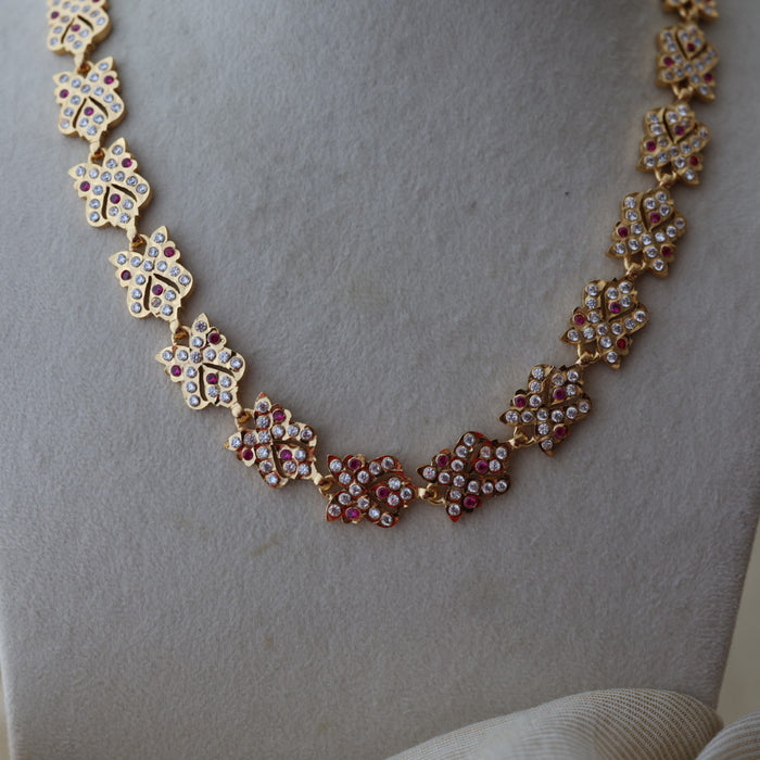 Heritage gold plated ruby white stone short necklace H83894