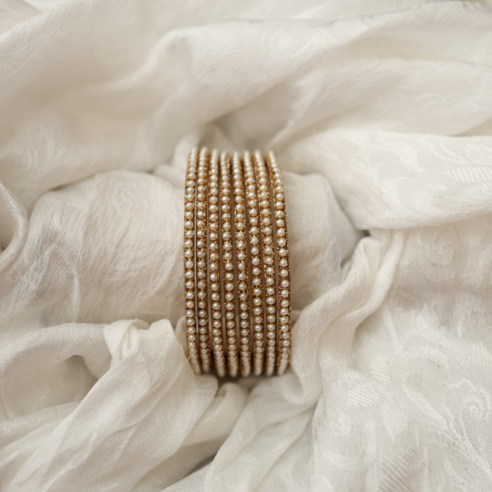 Antique bangle - open type- one size  5674