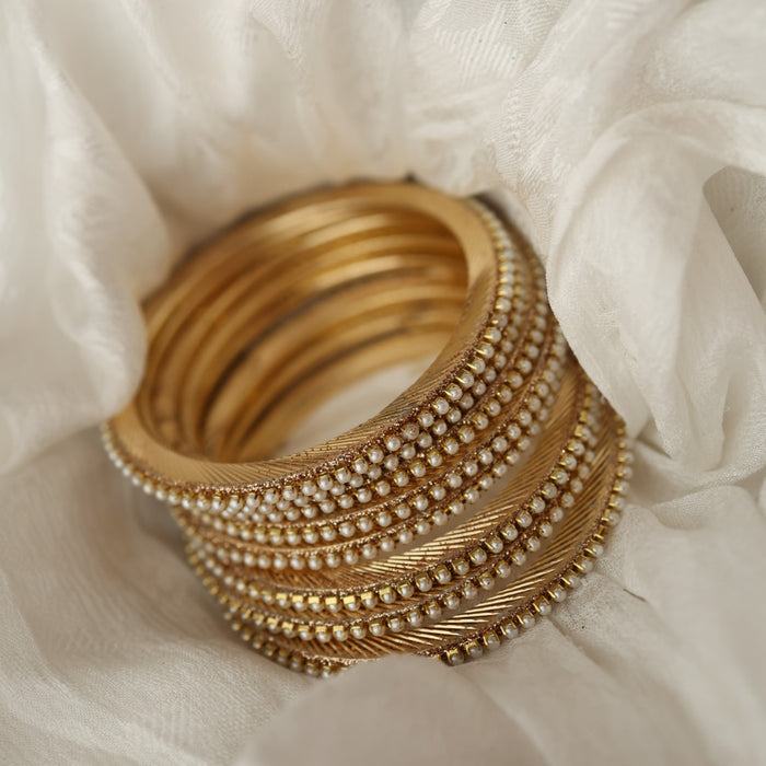 Antique bangle - open type- one size  5674