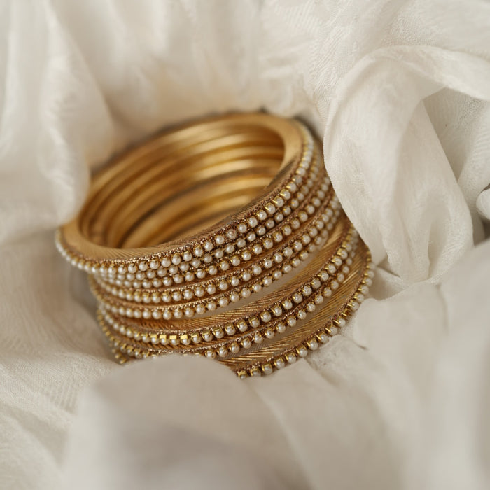 Antique bangle - open type- one size  5674