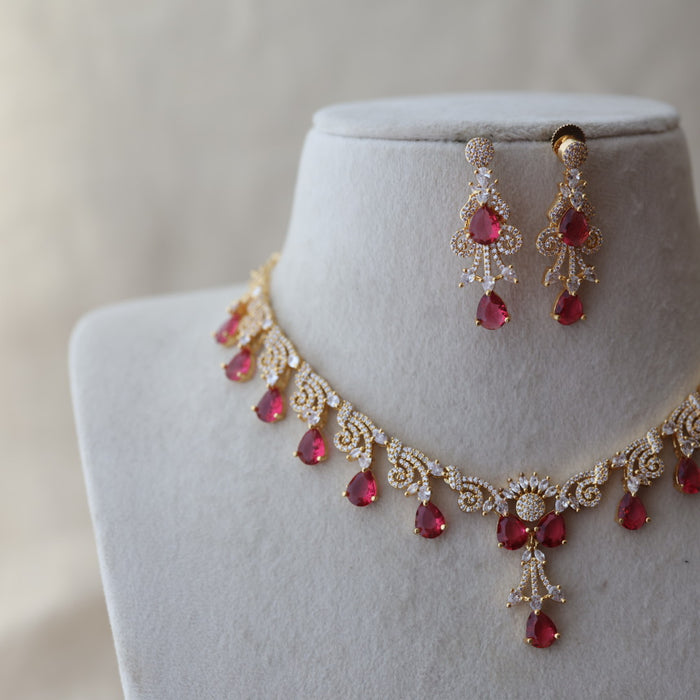Heritage gold plated ruby white stone short necklace with earrings H8003