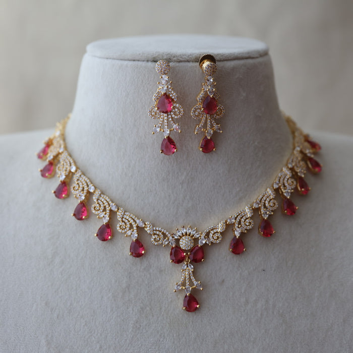 Heritage gold plated ruby white stone short necklace with earrings H8003