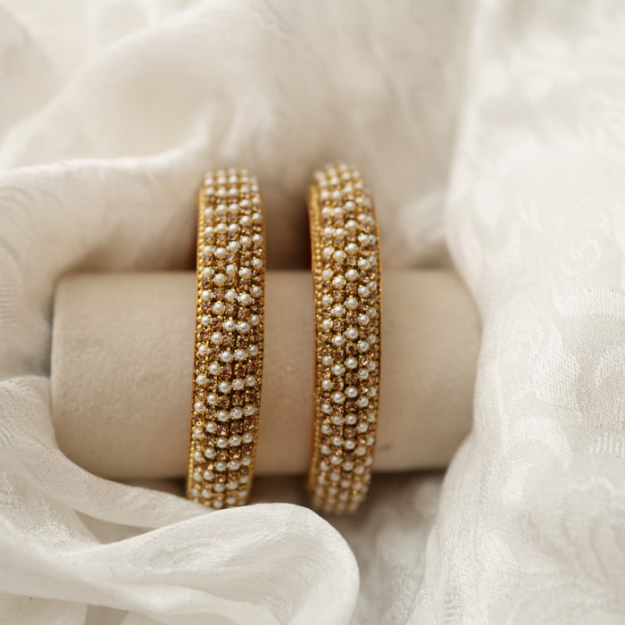 Antique bangle - open type- one size  5676