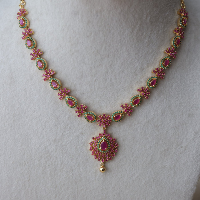 Heritage gold plated ruby green stone short necklace H1101