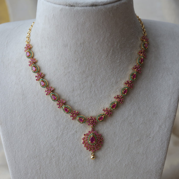 Heritage gold plated ruby green stone short necklace H1101