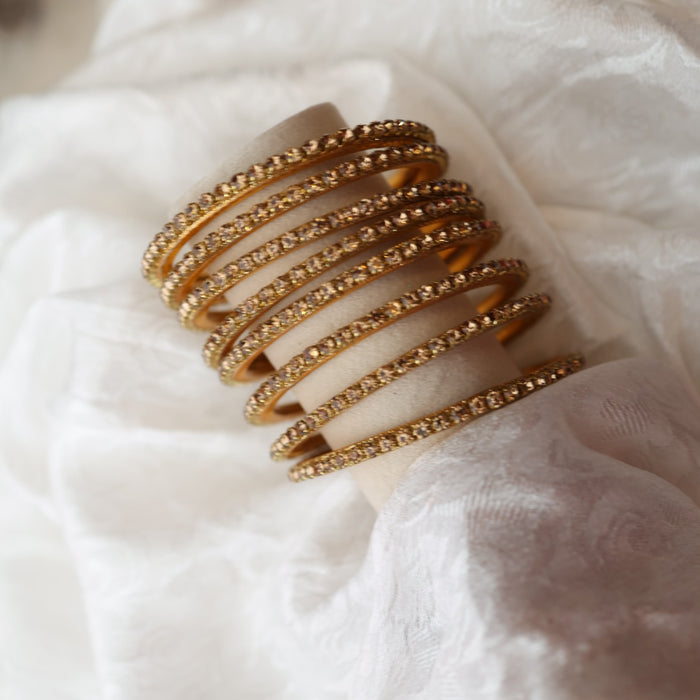 Antique bangle - open type- one size  5677