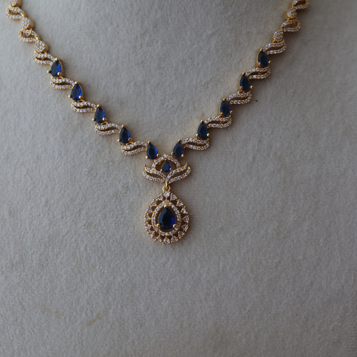 Heritage gold plated blue white stone short necklace with earrings H820