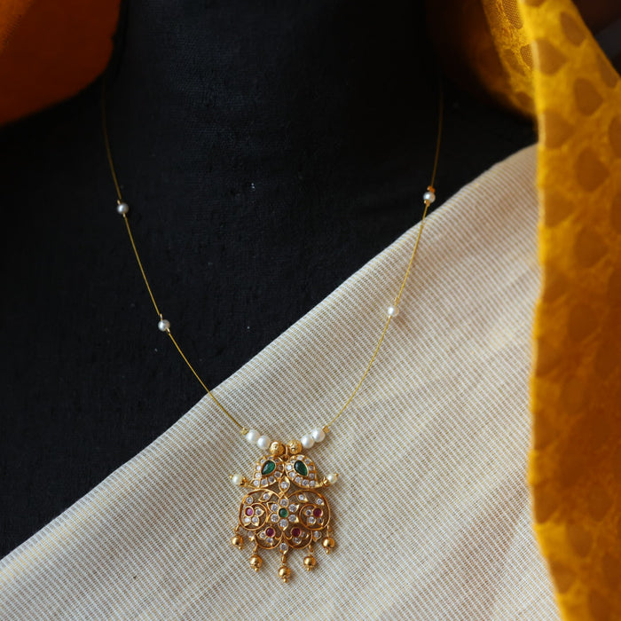 Antique gold invisible short necklace IN901