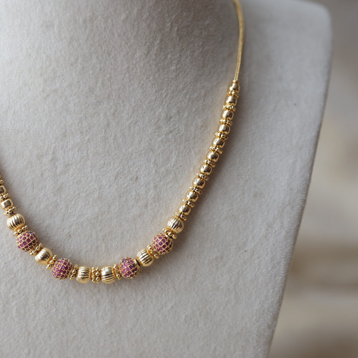 Heritage gold plated ruby stone short necklace H322