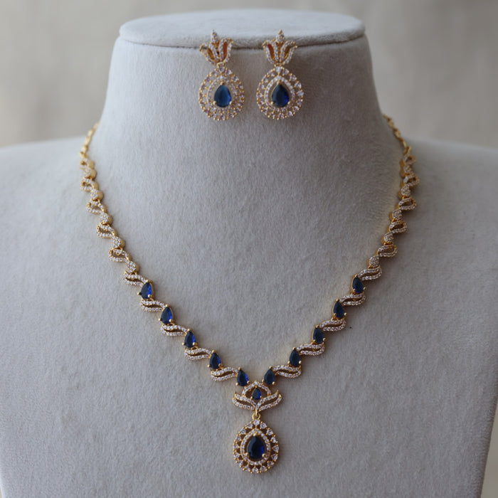 Heritage gold plated blue white stone short necklace with earrings H820