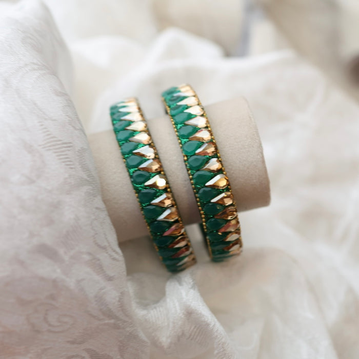 Antique bangle - open type- one size  56778