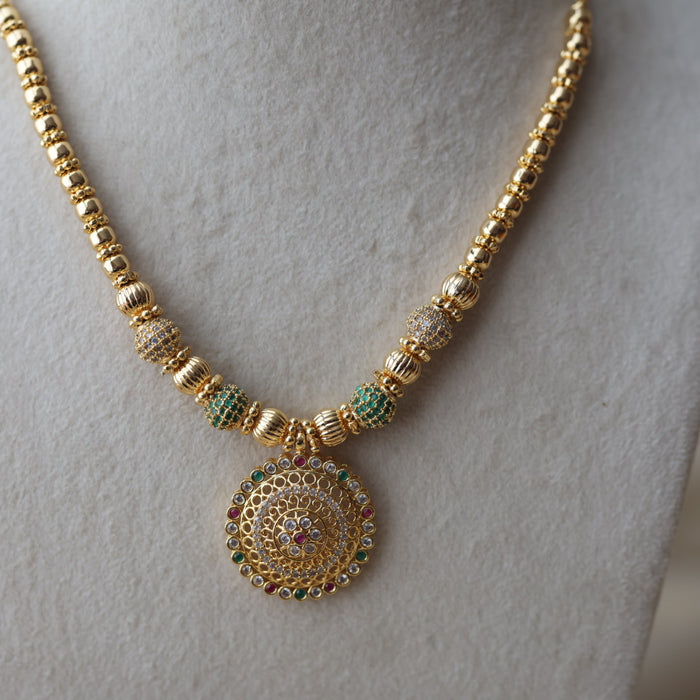 Heritage gold plated ruby green stone short necklace H1101