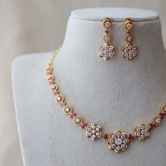 Heritage gold plated ruby white stone short necklace with earrings H27933