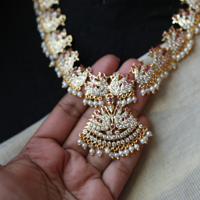 Heritage gold plated ruby white necklace H86267