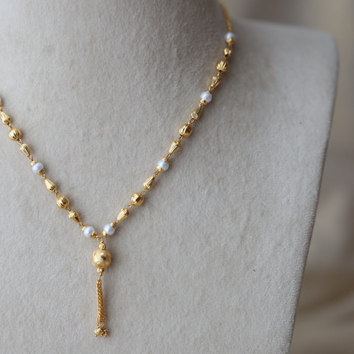 Heritage gold plated pearl and gold balls short chain HC7933