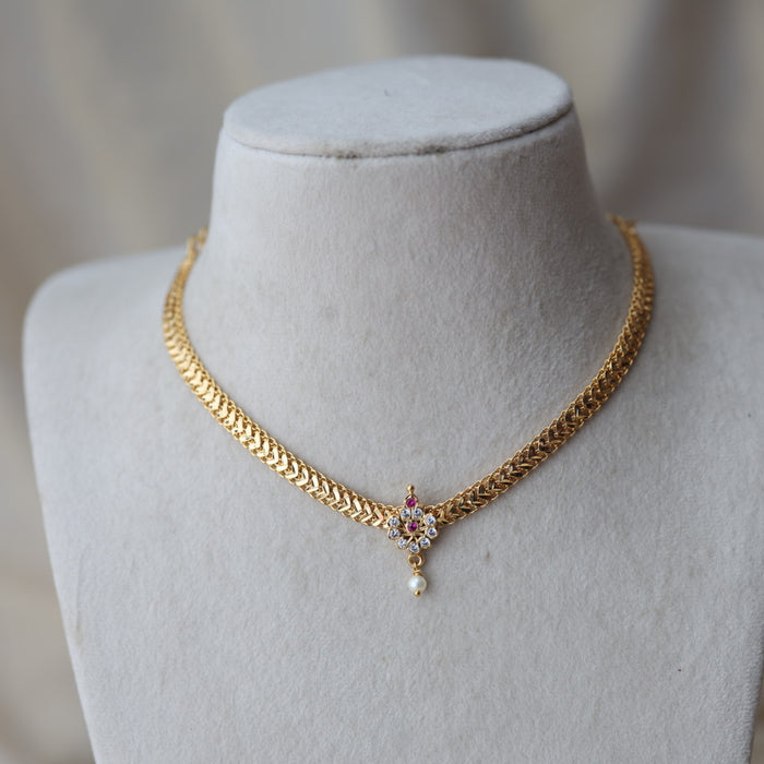 Heritage gold plated ruby white stone short necklace H2011